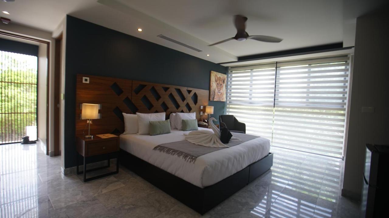 Panther Bay Boutique Hotel Акумал Екстериор снимка