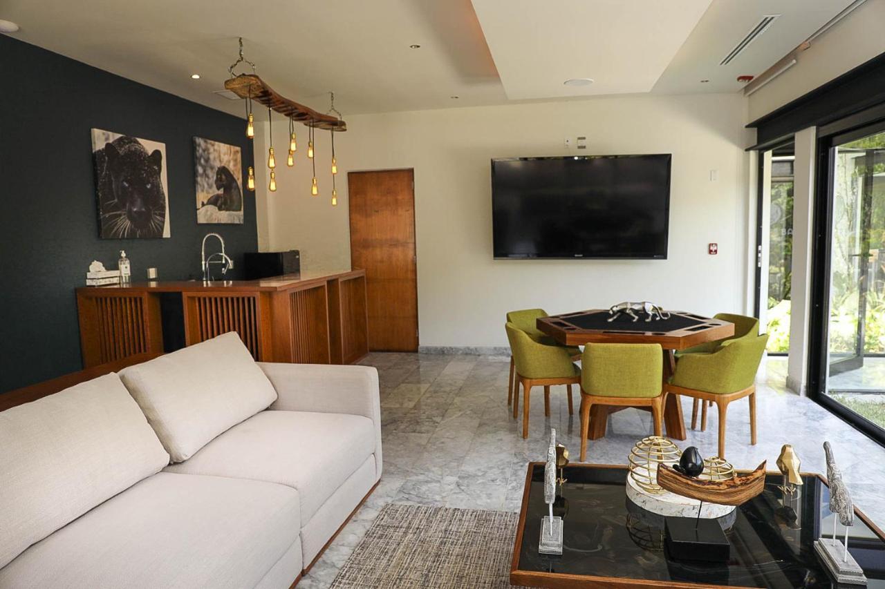 Panther Bay Boutique Hotel Акумал Екстериор снимка